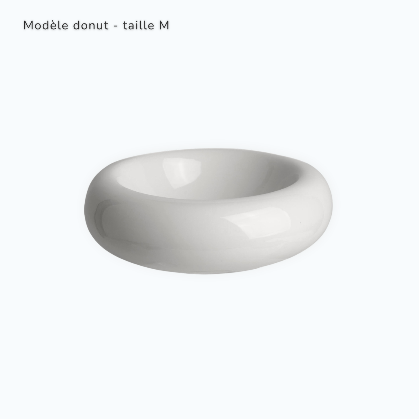 trio Donut pastel dans intérieur moderne